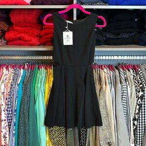 Belongsci black sleeveless waist cut out dress size S NWT